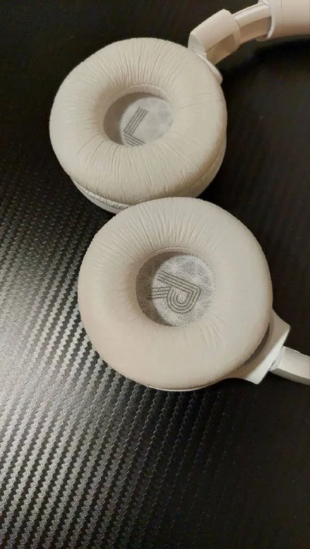 Беспроводные наушники JBL Tune 520BT 1