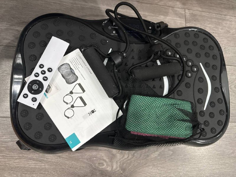 Виброплатформа для домашних тренировок с эспандерами 3