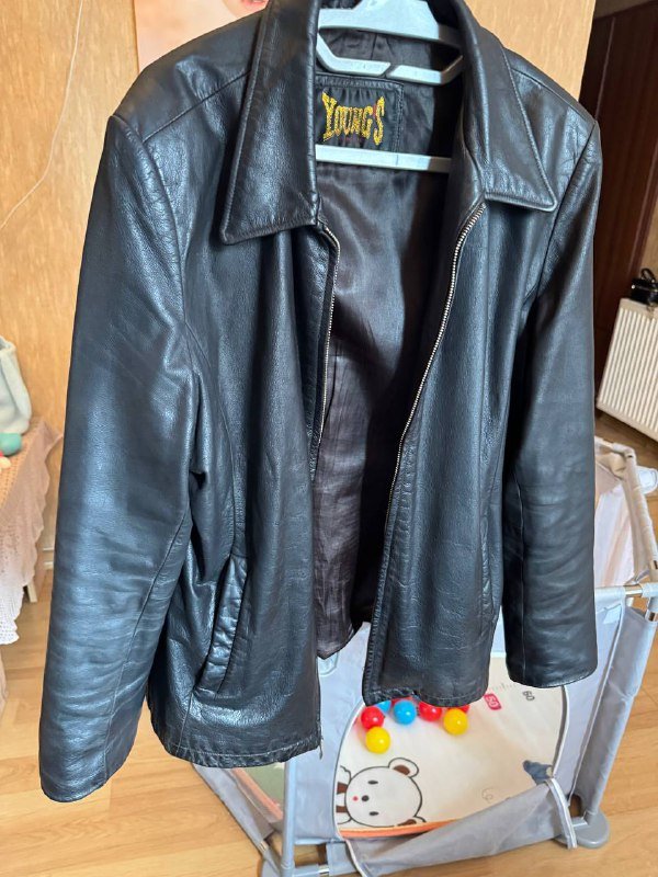 Винтажная кожаная куртка унисекс размер M