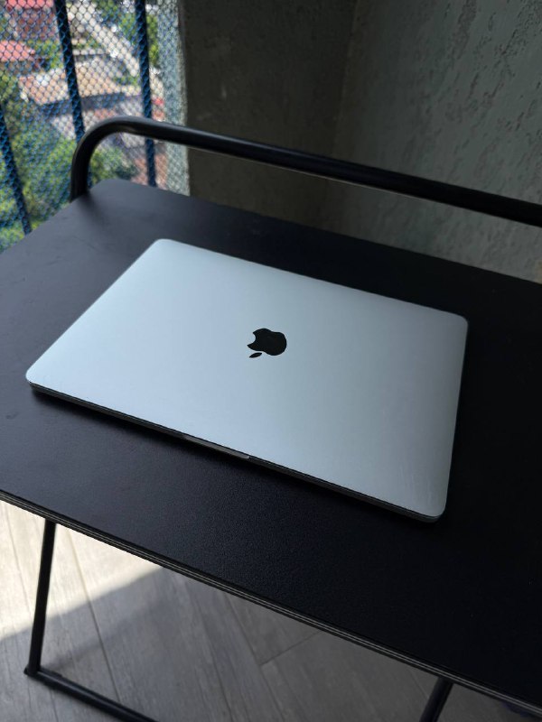 MacBook Pro 13 2017 SSD 256 ГБ 8 ГБ RAM