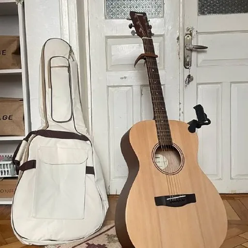 Акустическая гитара Yamaha FS400