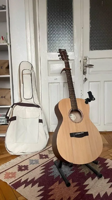 Акустическая гитара Yamaha FS400 1