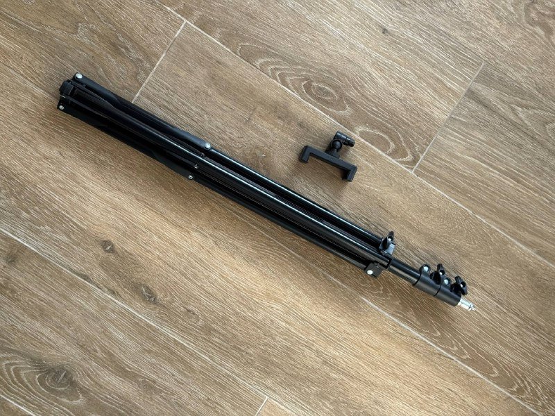 Штатив для фото и видео 2