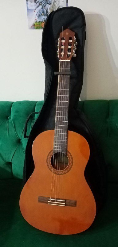 Гитара классическая Yamaha C40 с аксессуарами