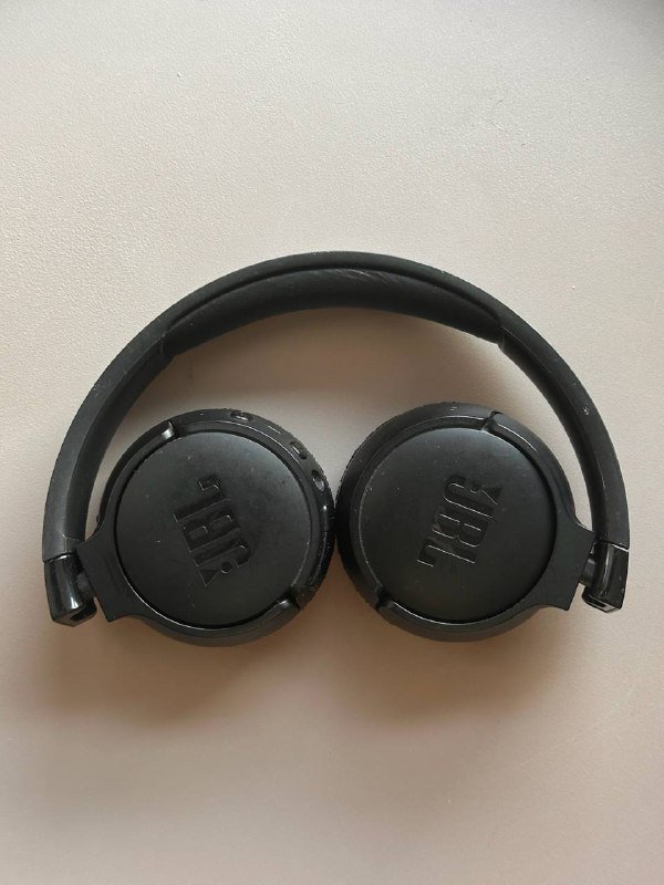 Беспроводные наушники JBL Tune 660NC Black 4