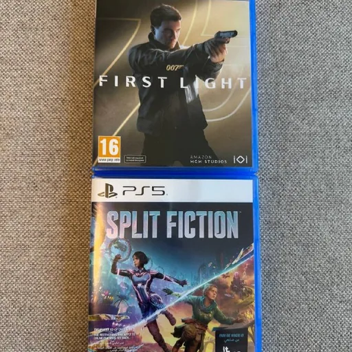 007 First Light, Split Fiction