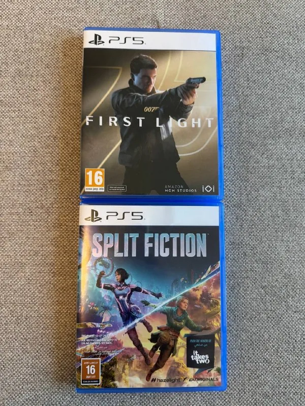007 First Light, Split Fiction