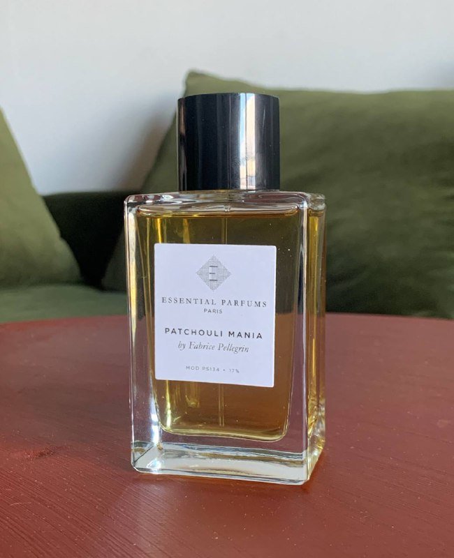 Orto Parisi Stercus, Essential Parfums Patchouli Mania 1