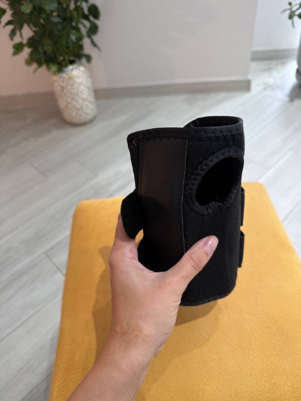 Фиксатор для запястья 3