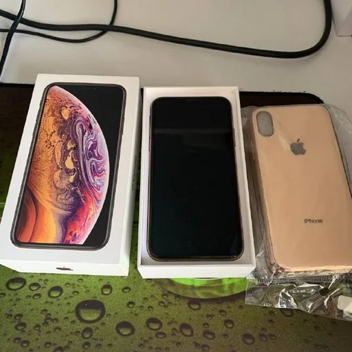 iPhone XS gold, 64 ГБ