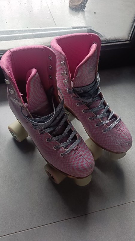 Роликовые коньки размер 39-40