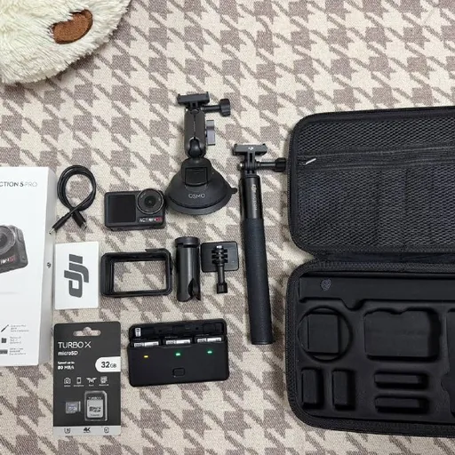 DJI Osmo Action 5 Pro Adventure Combo