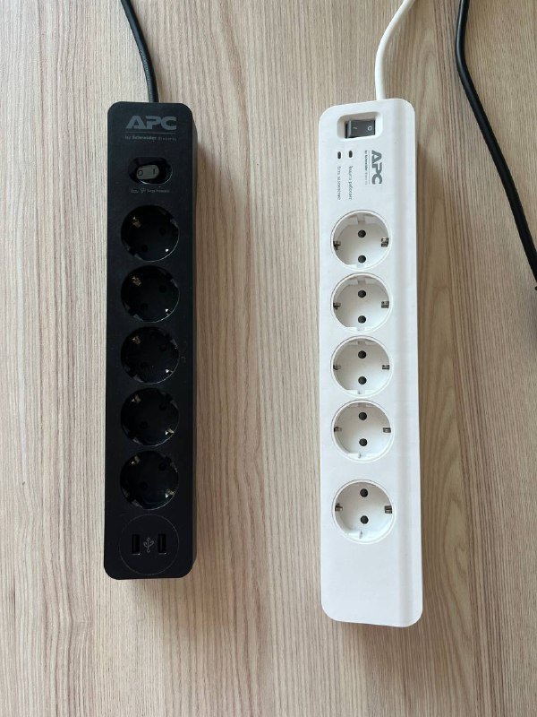Сетевые фильтры APC черный, белый