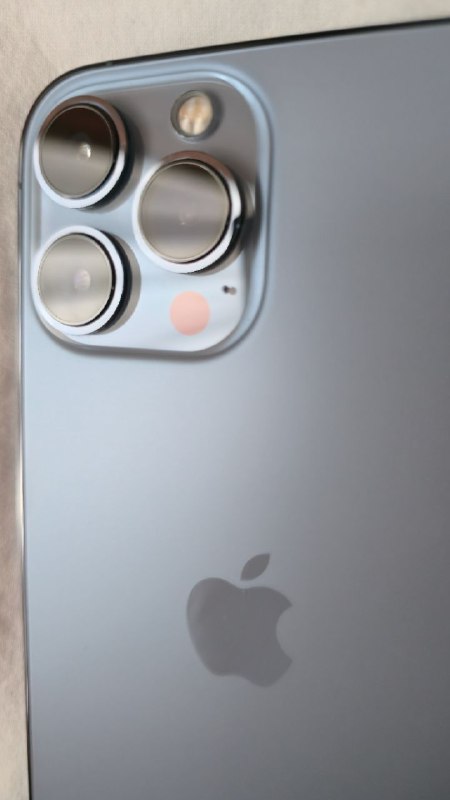 iPhone 13 Pro Max 256 GB, AirPods Pro Gen 2 4