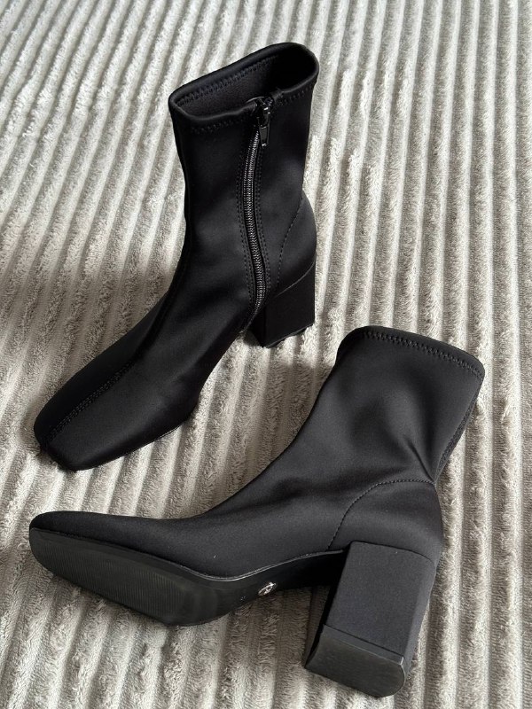 Красные ботинки Vitto Rossi, Черные ботинки Zara 6