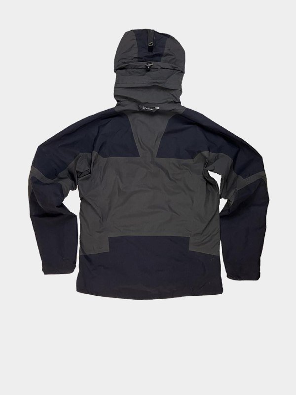 Haglofs Goretex куртка, Nike ACG куртка, Salomon флис, Marmot штаны, Mountain Hardwear штаны, Mammut штаны 2