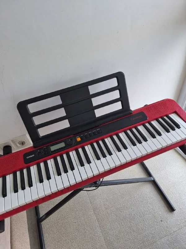 Синтезатор Casio CT-S200RD, подставка 1