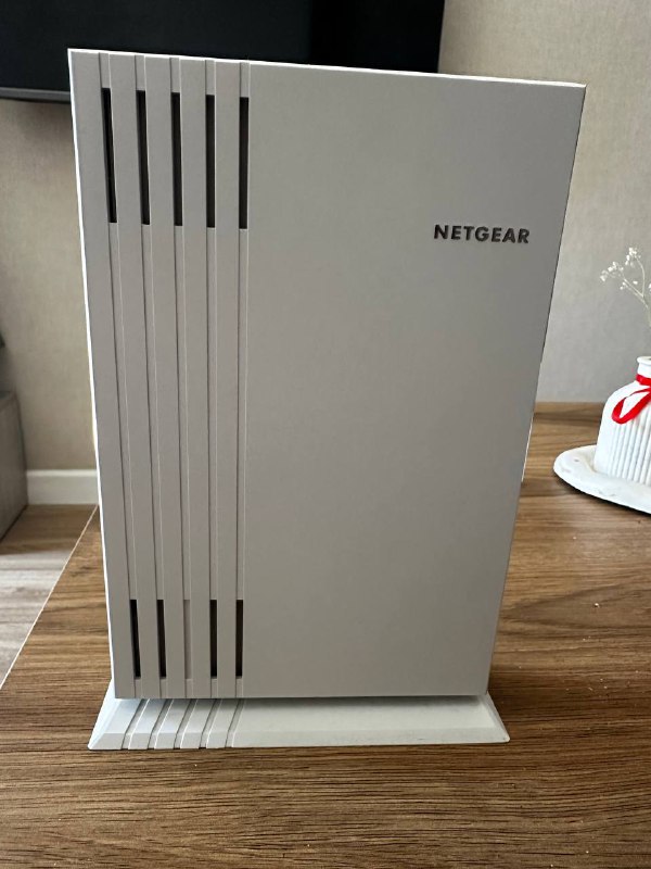 NETGEAR WAX202 Wi-Fi Роутер 4