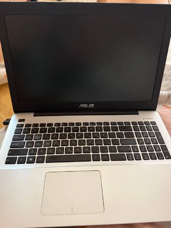 ASUS X555U ноутбук 1