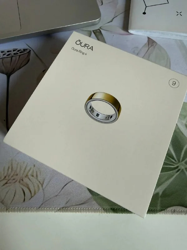 Кольцо Oura Ring 4, размер 9, золотое 1