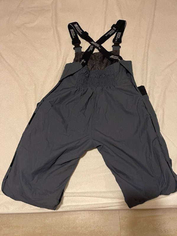 Горнолыжный комбинезон 2