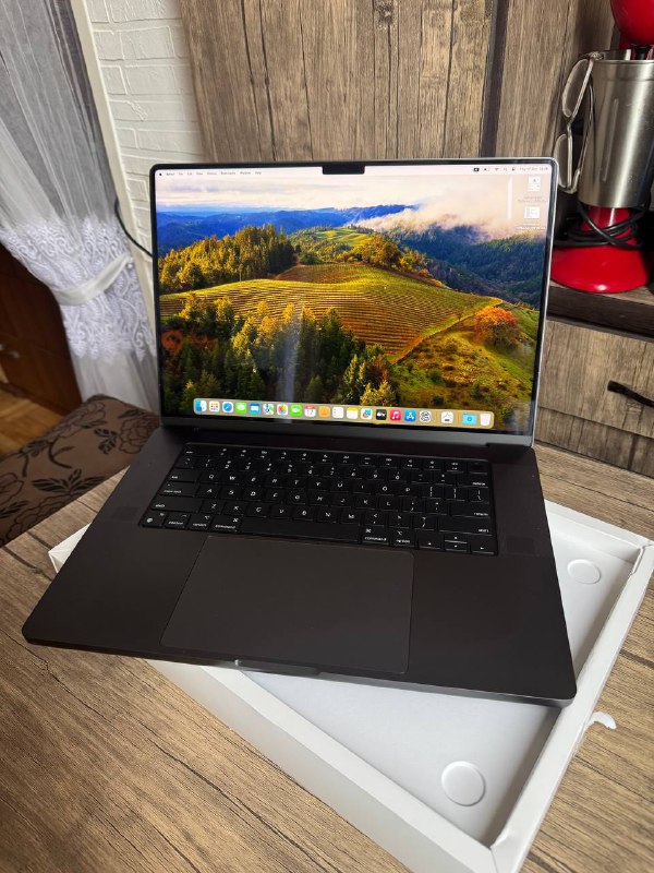 Macbook Pro 16 Inch 2024 M3 Pro 18/512 3