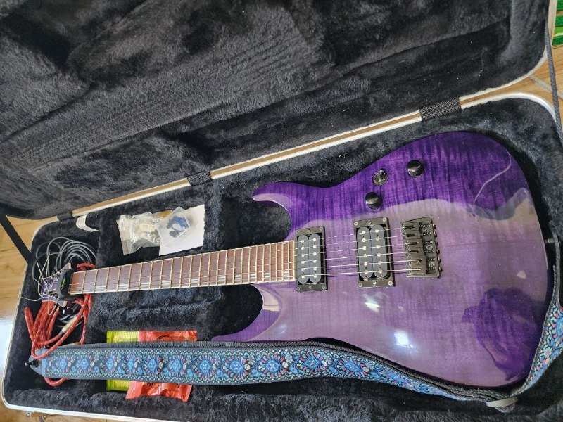 Электрогитара ESP LTD H-200FM, кейс, кабели, аксессуары