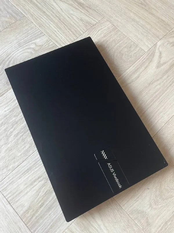 Asus VivoBook 15 ლეპტოპი 1