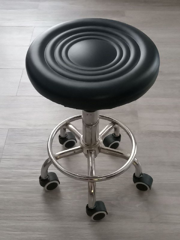 Стул с подъёмным механизмом 3