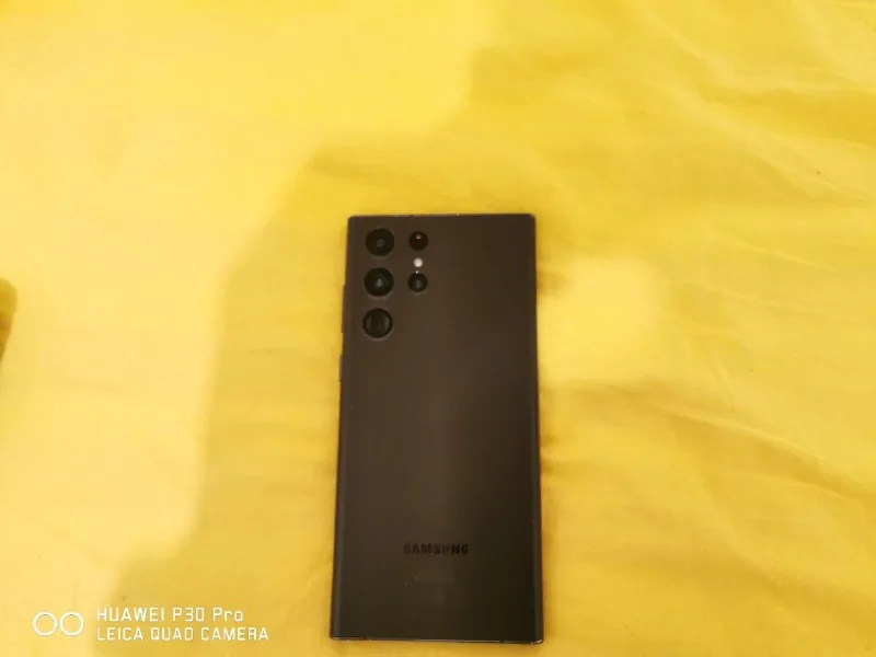Samsung S22 Ultra 1