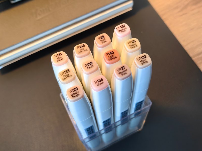 Маркеры Touch, скетчбук Mont Marte