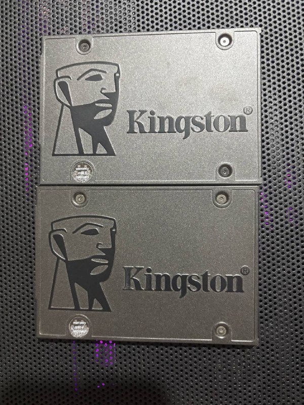 Жесткие диски Kingston 480GB две штуки 2