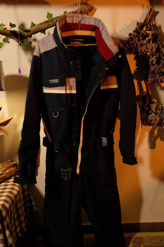 Горнолыжный комбенезон размер 50, 52