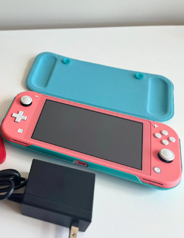 Nintendo Switch Lite, microsd 512 gb, адаптер для зарядки 2
