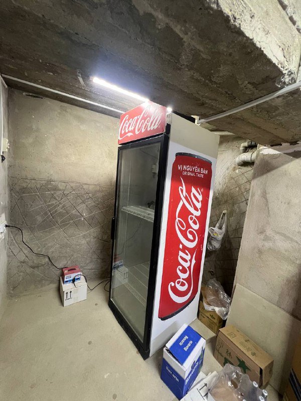 Холодильник Coca-Cola