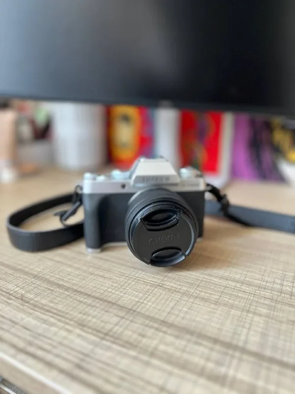 FujiFilm X-T200, объектив 15-45mm, карта памяти 128GB 1