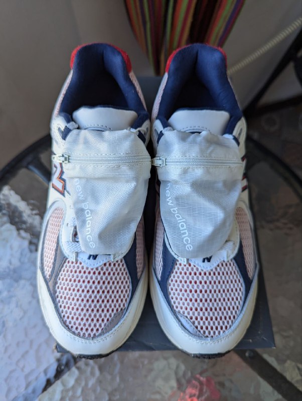 Кроссовки New Balance 2002 2