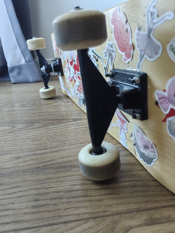 Скейтборд в идеальном состоянии 3