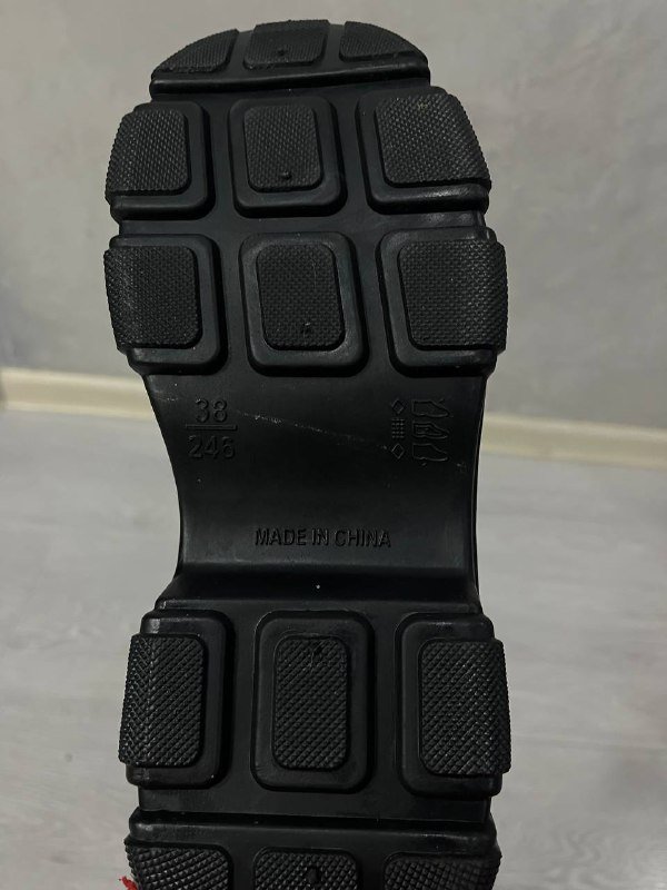 Резиновые сапоги новые 38 размер 3