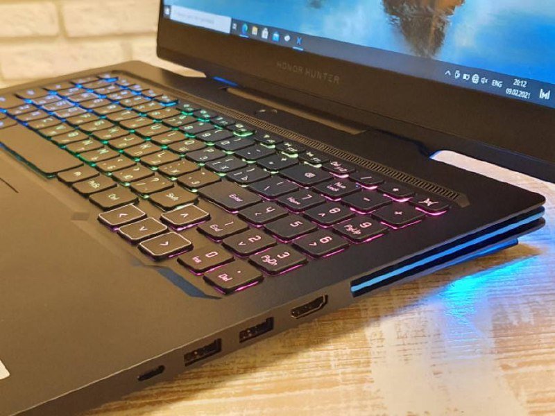 Ноутбук HONOR Hunter V700 i7 RTX2060 16ГБ 512ГБ