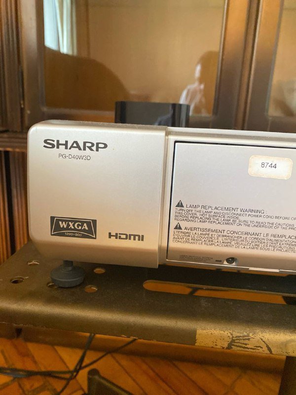 Проектор Sharp PG-D40W3D 2