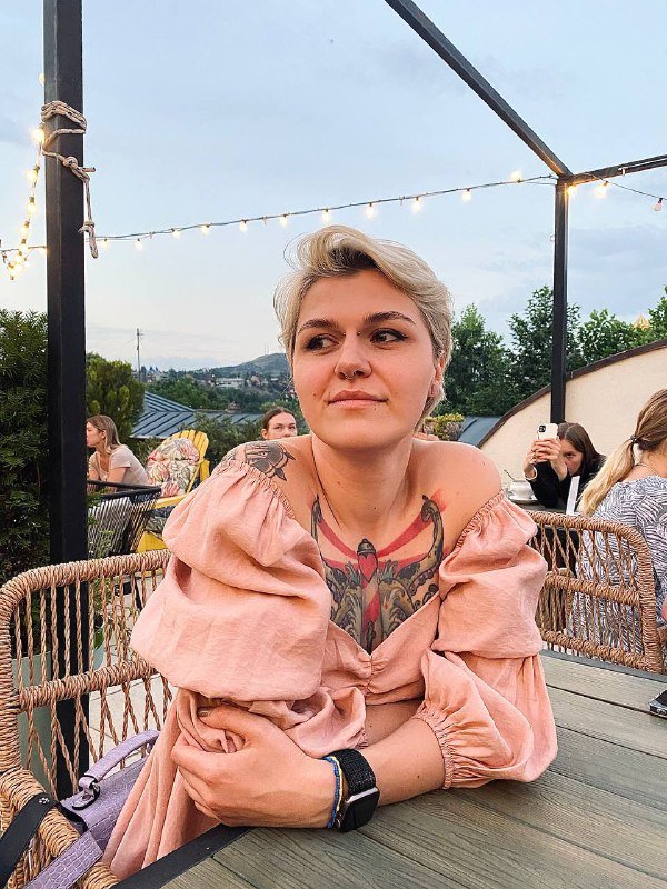 розово-пудровое платье беларуских дизайнеров 2