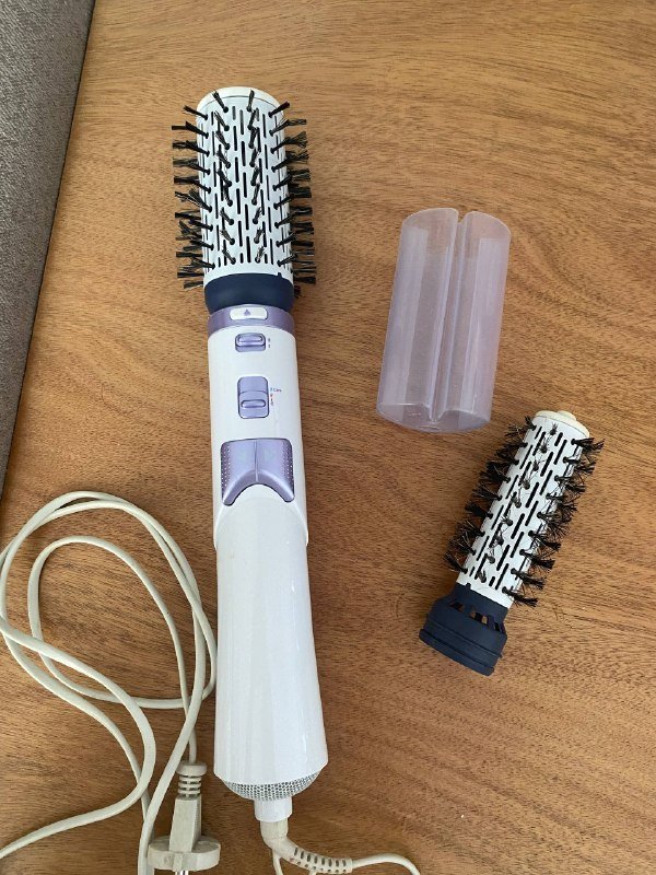 Фен-расческа Philips