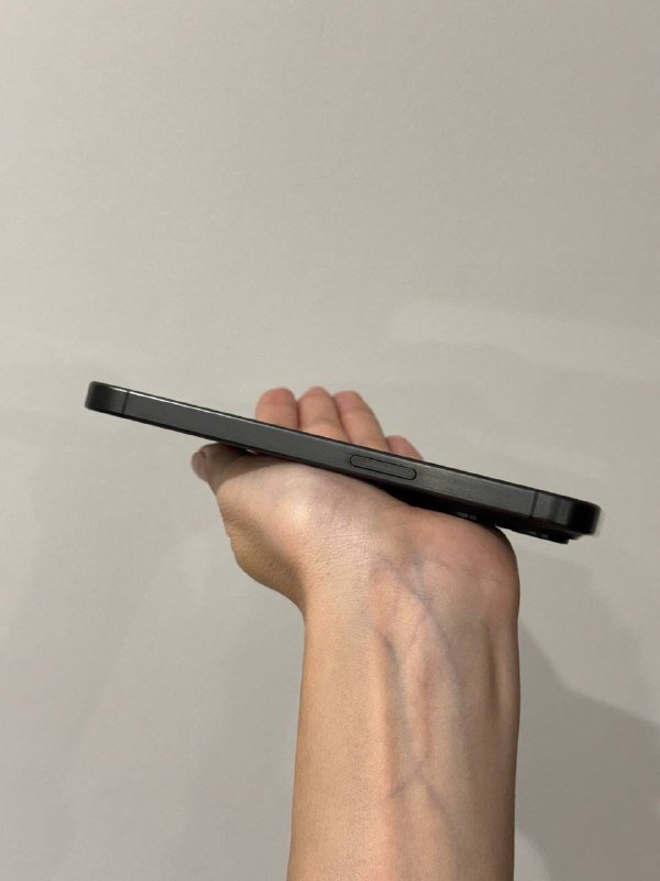 iPhone 15 Pro 256Gb, iPhone 13 256 GB 4