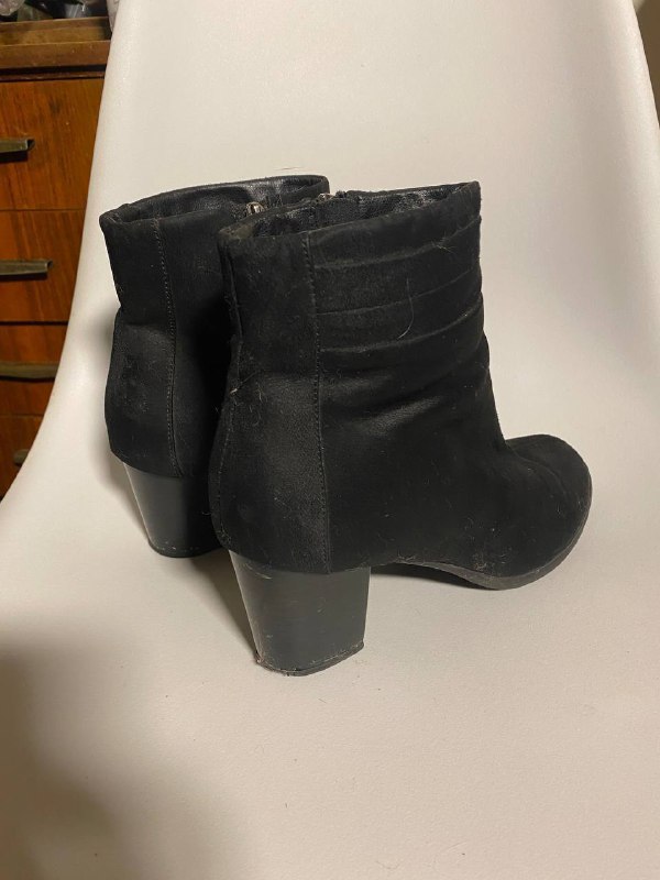 Кроссовки Adidas Gazelle, кеды Converse, ботильоны, босоножки 5