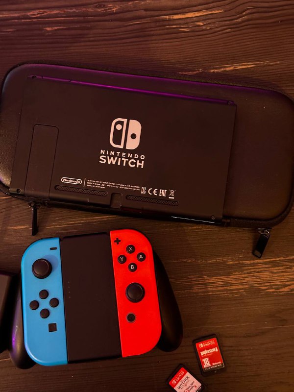 Nintendo Switch, 2 игры: Wolfenstein, Witcher 3 3