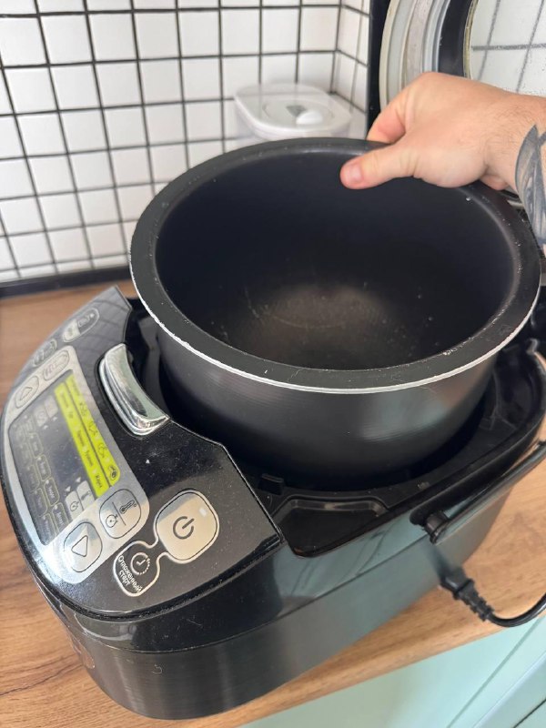 дрель Bosch, осушитель воздуха, блендер Philips, мультиварка Tefal 6