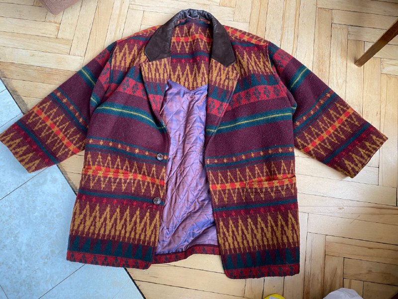 вешалка, фитнес кольцо, мото шлем, пальто, шорты 7