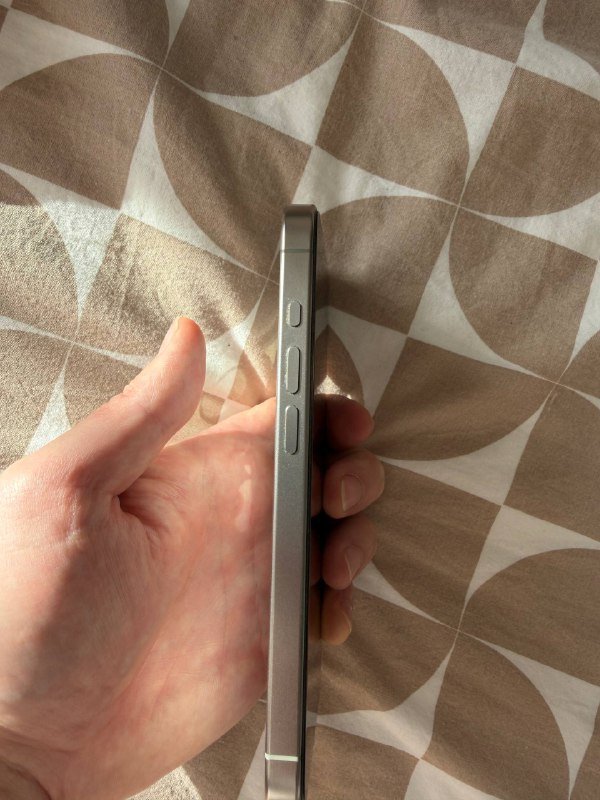 iPhone 15 Pro 256GB eSIM 5