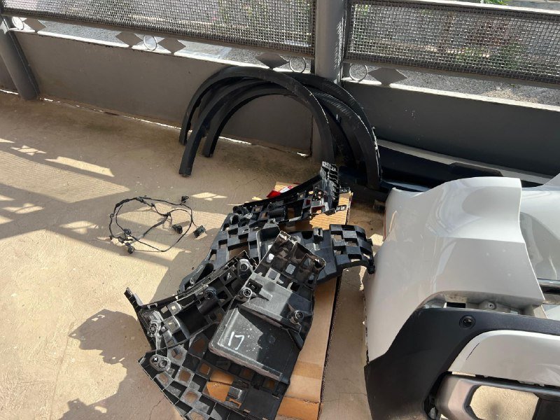 Бампер, решётка, пороги BMW X5 2022 5